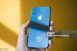 Iphone Xs Макс — стоковые фотографии и другие картинки iPhone XS - iPhone XS, iPhone XS Max, Apple Computers